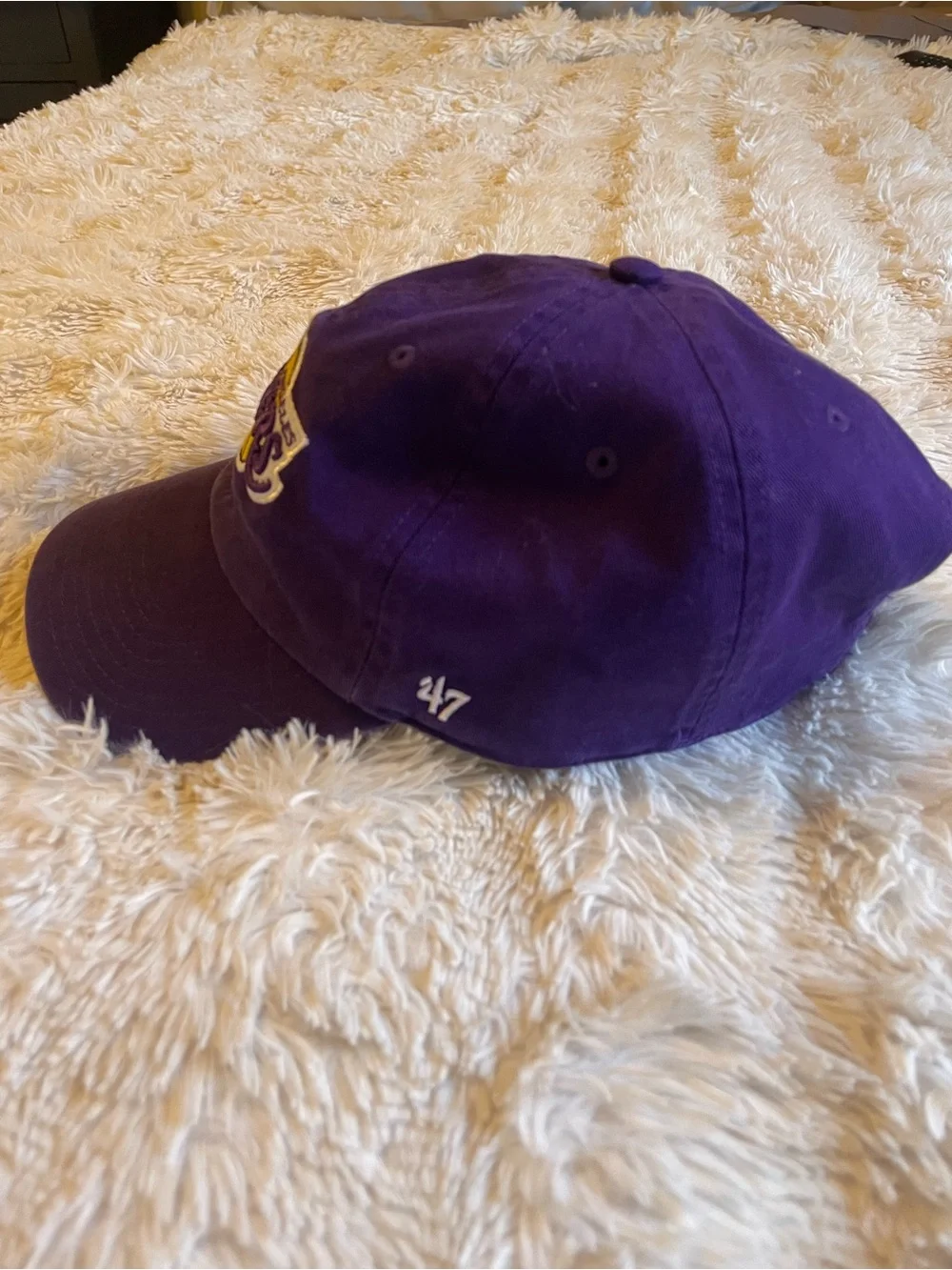 Los Angeles Lakers Purple Baseball Cap - Team Logo Hat